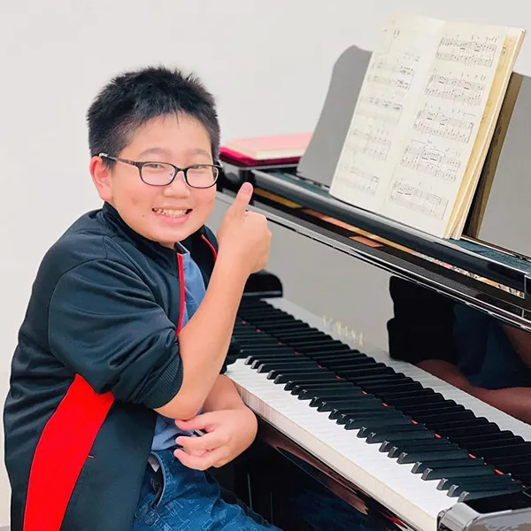 ピアノコースの画像